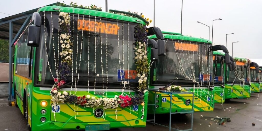 delhi electric buses