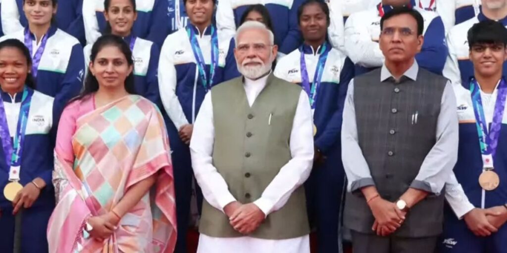 Vaibhav Suryavanshi Asian Games: पीएम मोदी के इस बयान पर क्यों मुस्कुरा उठे युवा क्रिकेटर वैभव सूर्यवंशी?